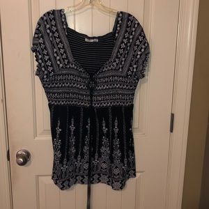 Short sleeve top with choker